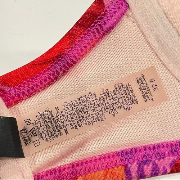 Victoria’s Secret Swim RARE Tropical Bombshell Bikini Set Red/Pink Leopard  32B/ - Picture 13 of 13